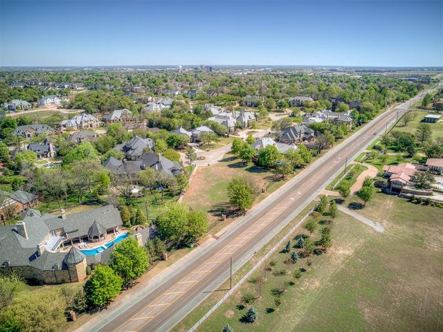 4370 Covington Way, Norman, OK 73072