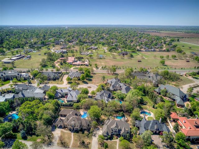 4370 Covington Way, Norman, OK 73072