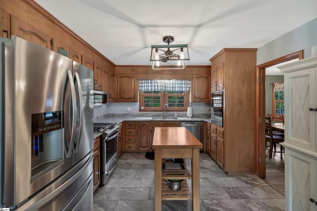 4237 Midway Road, Belton, SC 29627