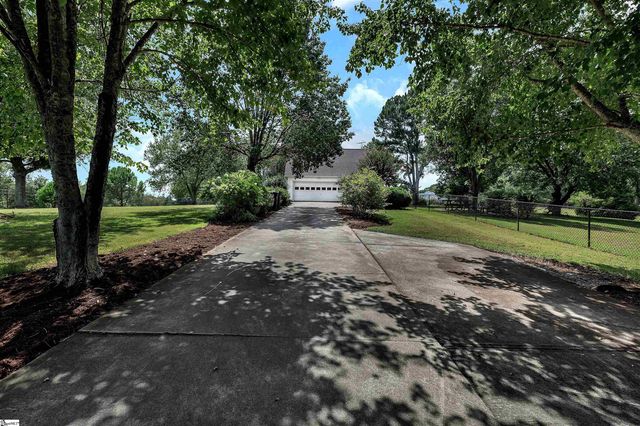 4237 Midway Road, Belton, SC 29627