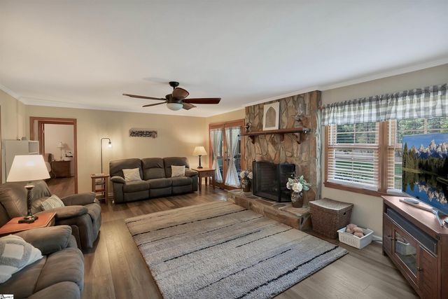 4237 Midway Road, Belton, SC 29627