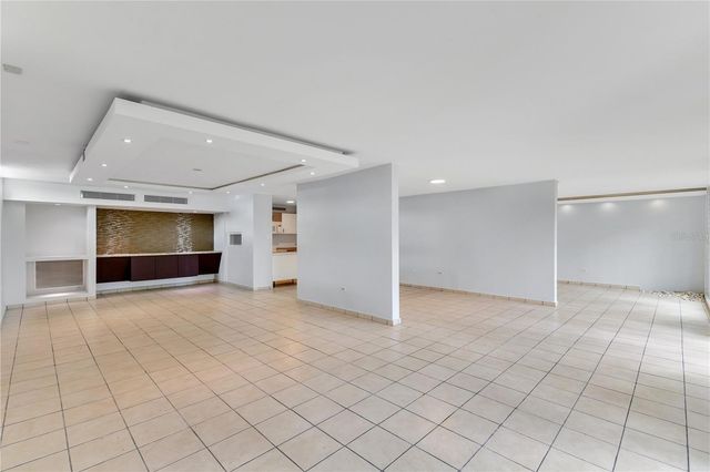 URB PASEO LOS ARTESANOS ALEJANDRO LOZADA 156, Las Piedras, PR 00771