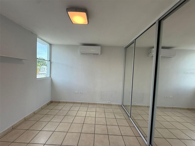 URB PASEO LOS ARTESANOS ALEJANDRO LOZADA 156, Las Piedras, PR 00771