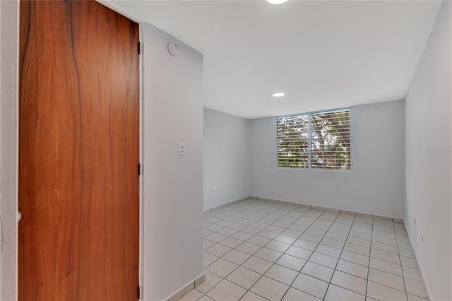 URB PASEO LOS ARTESANOS ALEJANDRO LOZADA 156, Las Piedras, PR 00771