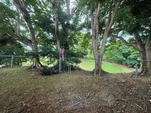 URB PASEO LOS ARTESANOS ALEJANDRO LOZADA 156, Las Piedras, PR 00771