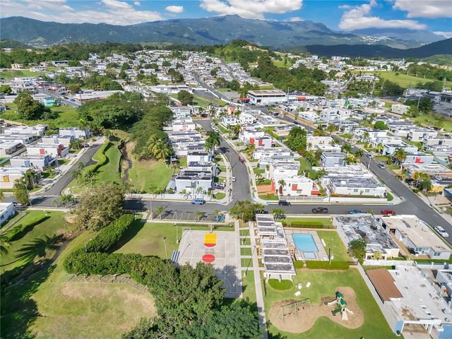 URB PASEO LOS ARTESANOS ALEJANDRO LOZADA 156, Las Piedras, PR 00771