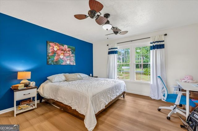 670 Hillmont Drive, Waycross, GA 31503