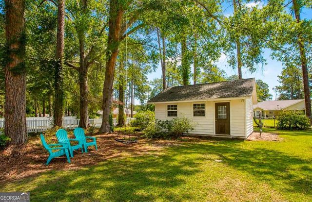 670 Hillmont Drive, Waycross, GA 31503
