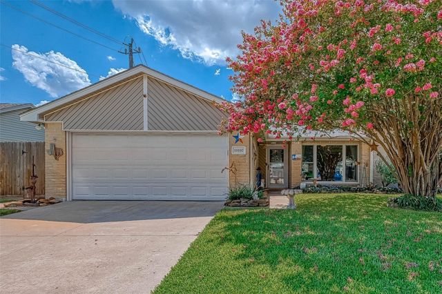 10107 Hollow Canyon Drive, Sugar Land, TX 77498
