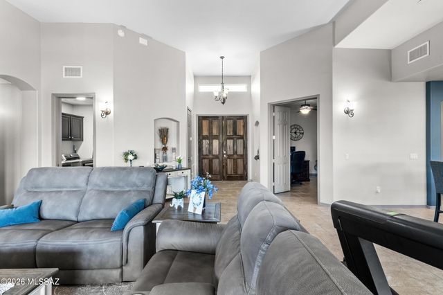 9450 E Woolly Butterfly Court, Corona De Tucson, AZ 85641