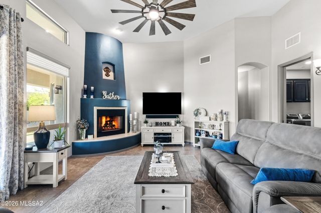 9450 E Woolly Butterfly Court, Corona De Tucson, AZ 85641