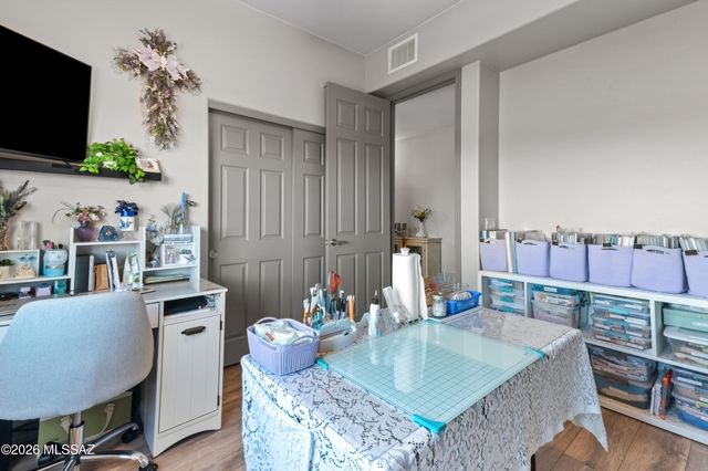 9450 E Woolly Butterfly Court, Corona De Tucson, AZ 85641