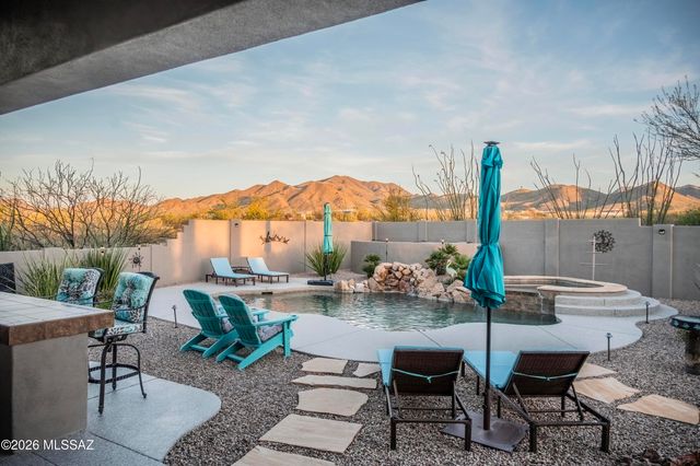 9450 E Woolly Butterfly Court, Corona De Tucson, AZ 85641