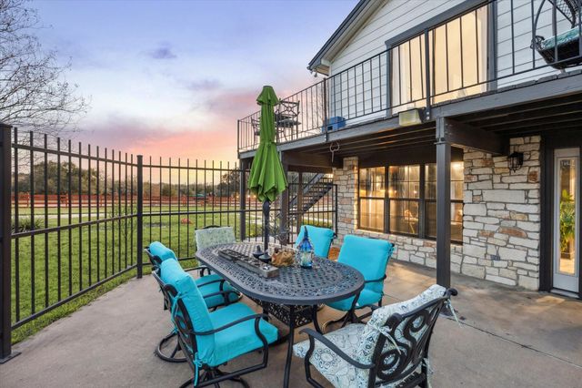 6404 Fm 1948 Road W, Burton, TX 77835