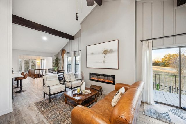 6404 Fm 1948 Road W, Burton, TX 77835