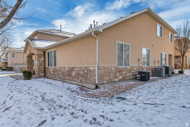 3434 S CRICHTON CV, West Valley City, UT 84128
