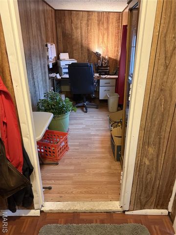 124 E 7th Street, Roxana, IL 62084