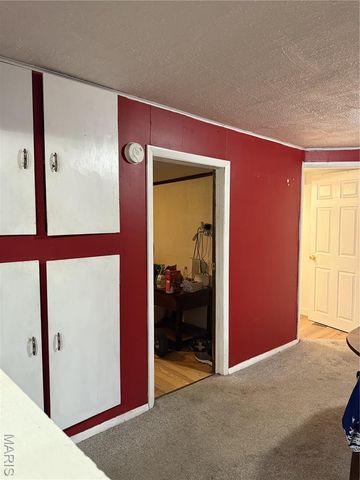 124 E 7th Street, Roxana, IL 62084