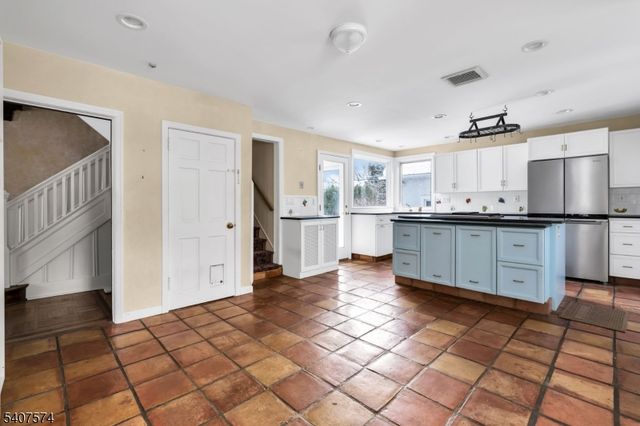 310 Morris Ave, Mountain Lakes Boro, NJ 07046