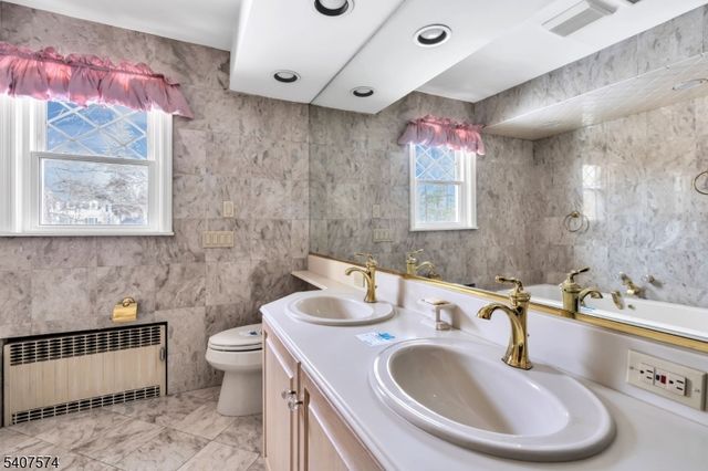 310 Morris Ave, Mountain Lakes Boro, NJ 07046