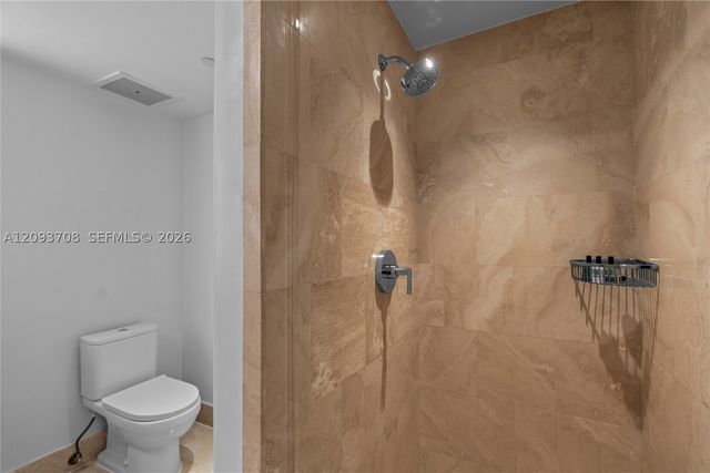 4401 Collins Ave 1709, Miami Beach, FL 33140