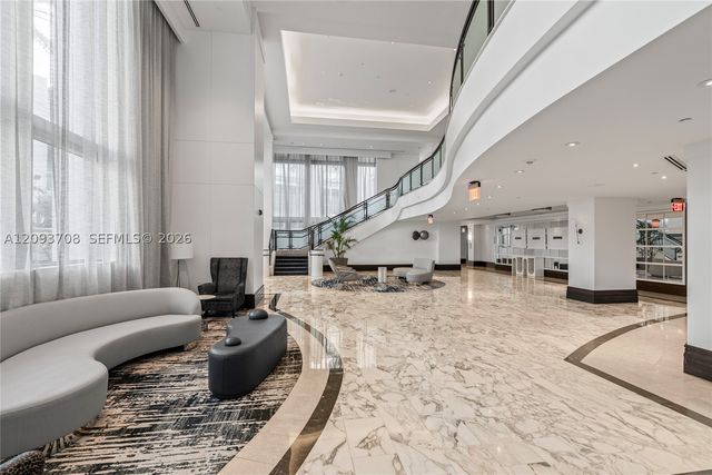 4401 Collins Ave 1709, Miami Beach, FL 33140