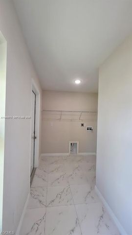 8038 Sunrise Cir., La Belle, FL 33935