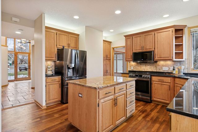 12653 Tiffany Court, Burnsville, MN 55337