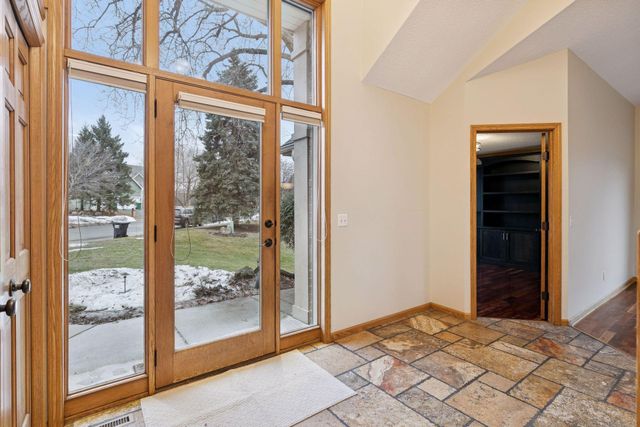 12653 Tiffany Court, Burnsville, MN 55337