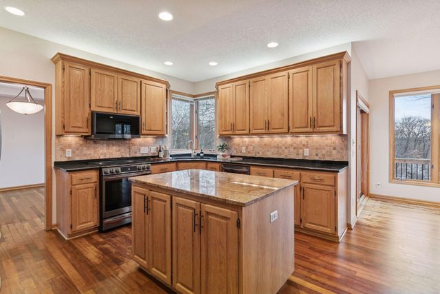 12653 Tiffany Court, Burnsville, MN 55337