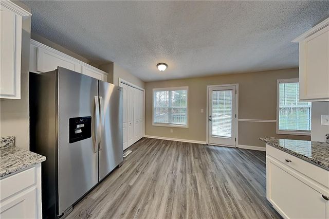 85 Ellen Glen Way, Dallas, GA 30132