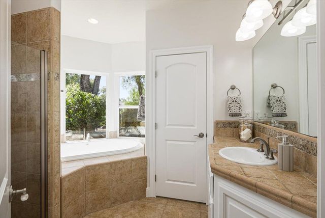 1200 W El Largo Dr, Placerville, CA 95667