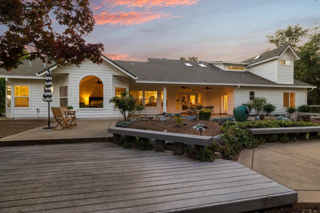 1200 W El Largo Dr, Placerville, CA 95667