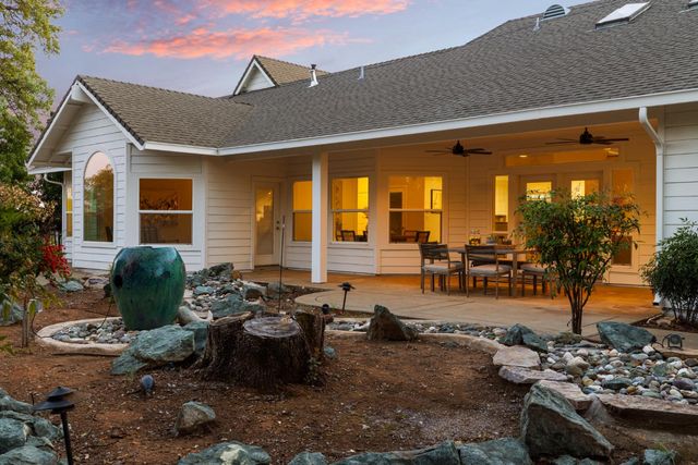1200 W El Largo Dr, Placerville, CA 95667