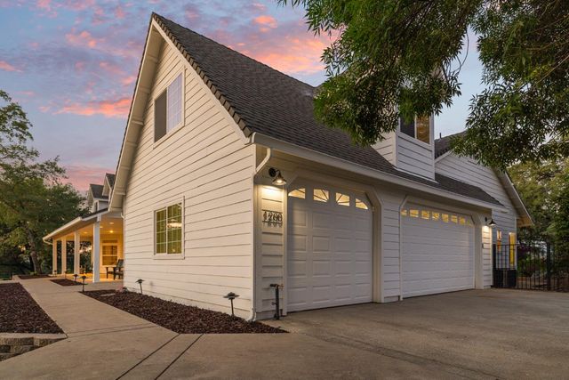 1200 W El Largo Dr, Placerville, CA 95667