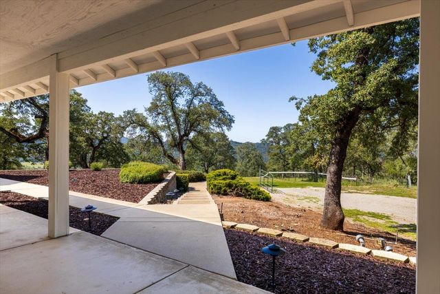 1200 W El Largo Dr, Placerville, CA 95667