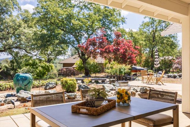 1200 W El Largo Dr, Placerville, CA 95667