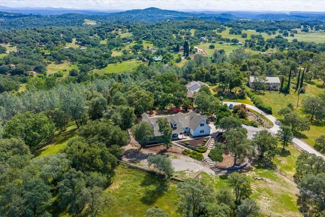1200 W El Largo Dr, Placerville, CA 95667