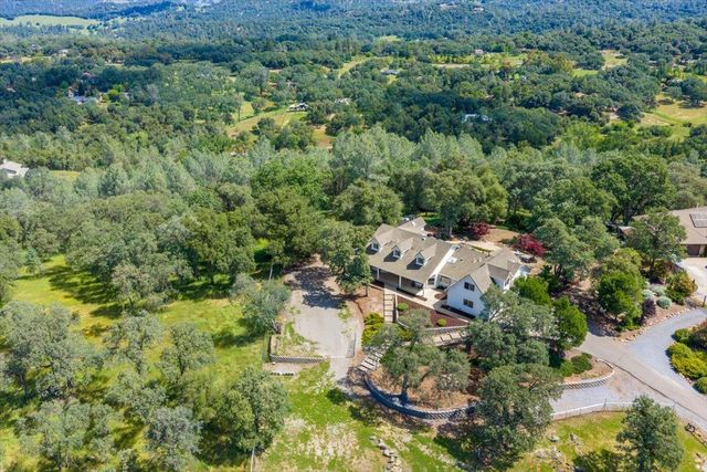 1200 W El Largo Dr, Placerville, CA 95667