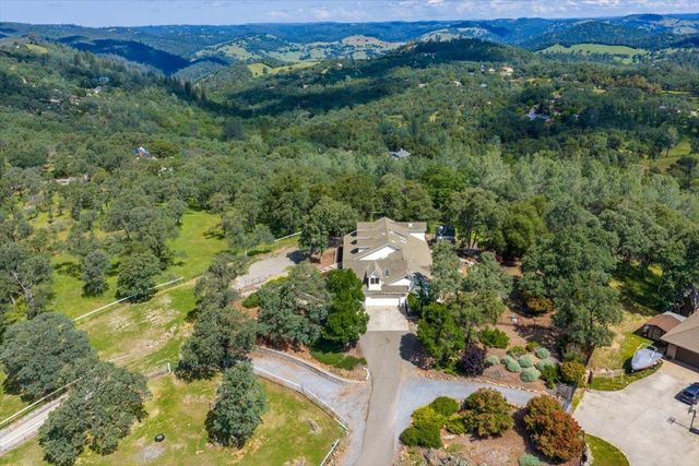1200 W El Largo Dr, Placerville, CA 95667