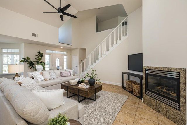 1200 W El Largo Dr, Placerville, CA 95667