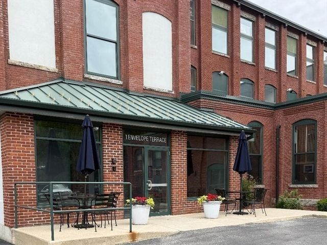 1 Envelope Ter 309, Worcester, MA 01604