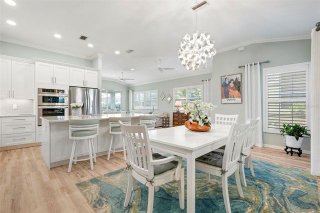 211 VISTA DEL LAGO WAY, Venice, FL 34292