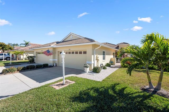 211 VISTA DEL LAGO WAY, Venice, FL 34292