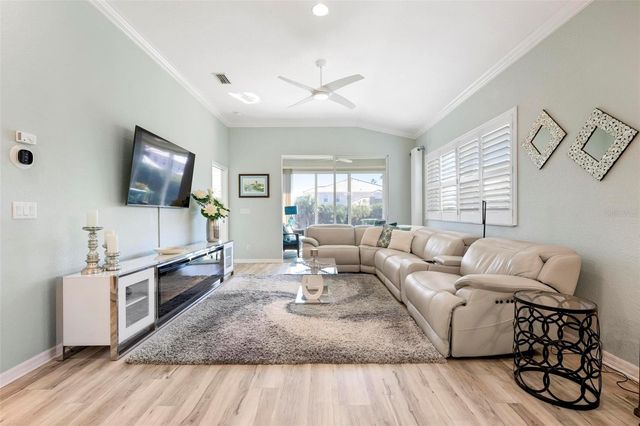 211 VISTA DEL LAGO WAY, Venice, FL 34292