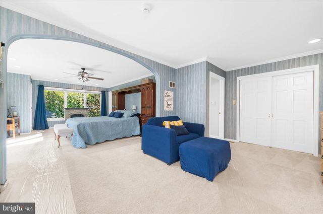 1212 OLD MILL RD, Reading, PA 19610
