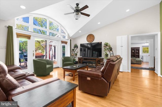 1212 OLD MILL RD, Reading, PA 19610