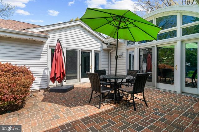 1212 OLD MILL RD, Reading, PA 19610