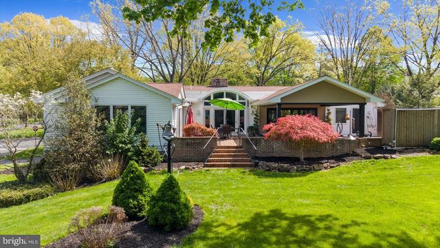 1212 OLD MILL RD, Reading, PA 19610