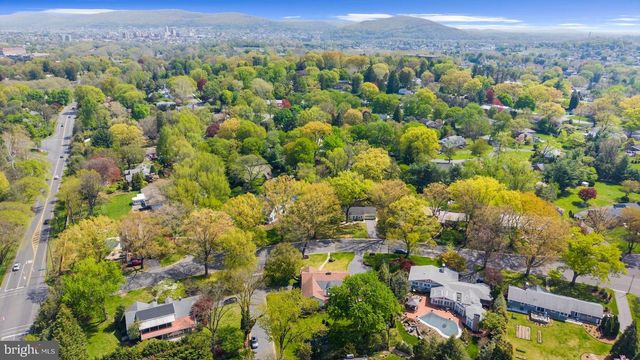 1212 OLD MILL RD, Reading, PA 19610